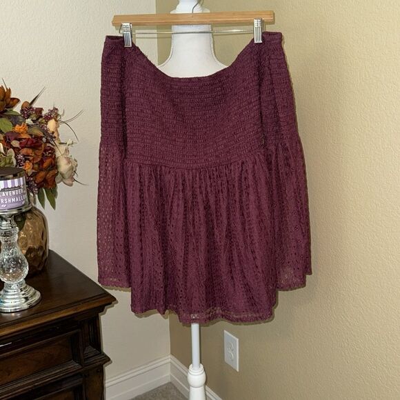 Torrid Off Shoulder Burgundy Lace Top Blouse Sz 2X - Picture 3 of 4